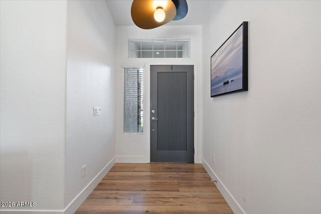 532 N FALCON Drive, Gilbert, AZ 85234