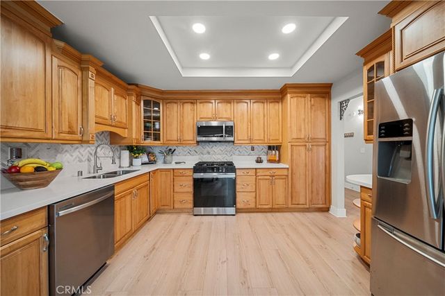 28347 Connie Court, Canyon Country, CA 91387