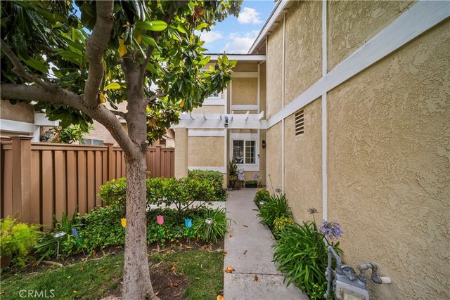 28347 Connie Court, Canyon Country, CA 91387