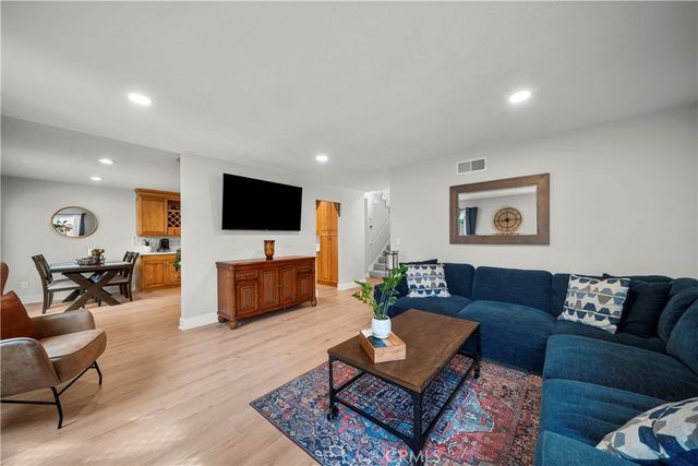 28347 Connie Court, Canyon Country, CA 91387