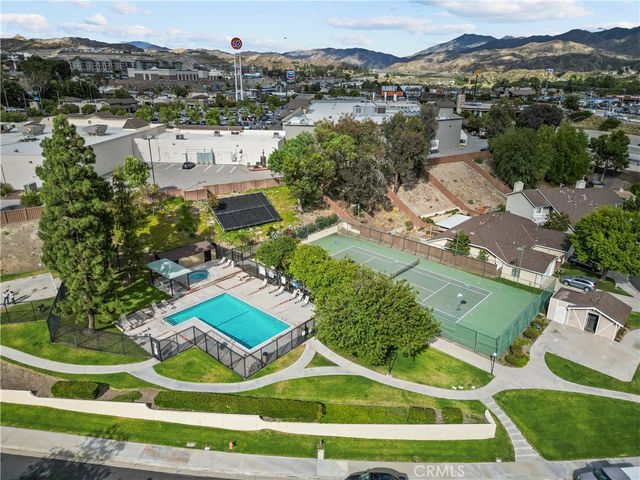 28347 Connie Court, Canyon Country, CA 91387