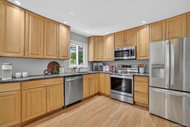 2435 Susan Court, Yorktown Heights, NY 10598
