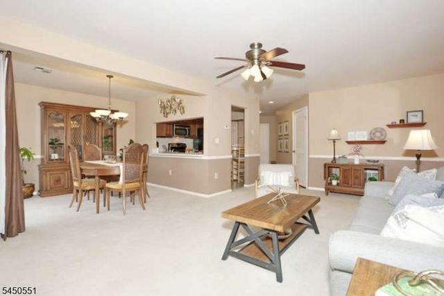101 Quartz Ln 101, Paterson City, NJ 07501