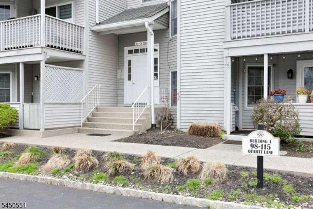 101 Quartz Ln 101, Paterson City, NJ 07501 — photo 3