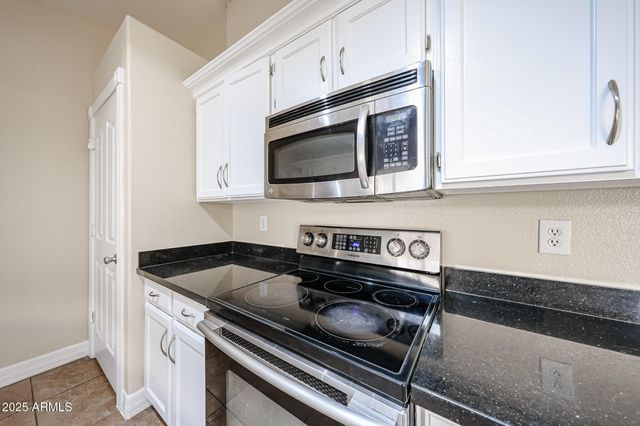 3897 E DOUGLAS Loop, Gilbert, AZ 85234