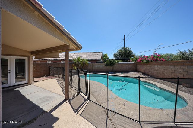 3897 E DOUGLAS Loop, Gilbert, AZ 85234