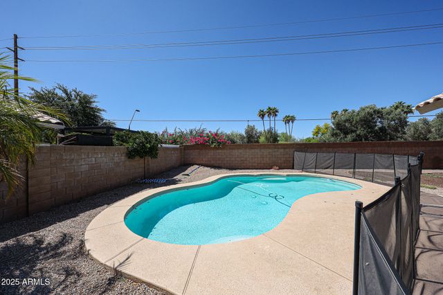 3897 E DOUGLAS Loop, Gilbert, AZ 85234
