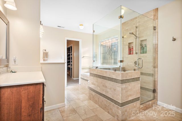 9044 Spanish Wells Court, Tega Cay, SC 29708