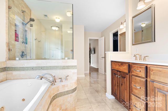 9044 Spanish Wells Court, Tega Cay, SC 29708