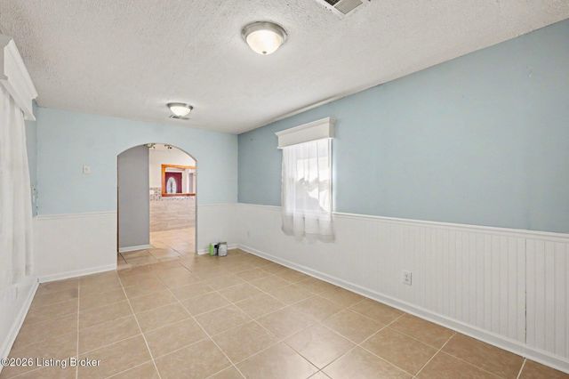 7608 Lesane Dr, Louisville, KY 40214