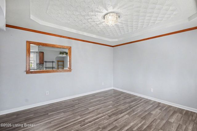 7608 Lesane Dr, Louisville, KY 40214