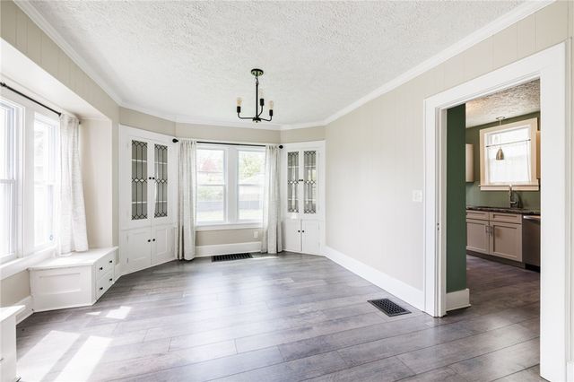 29 West Boulevard Parkway, Rochester, NY 14612