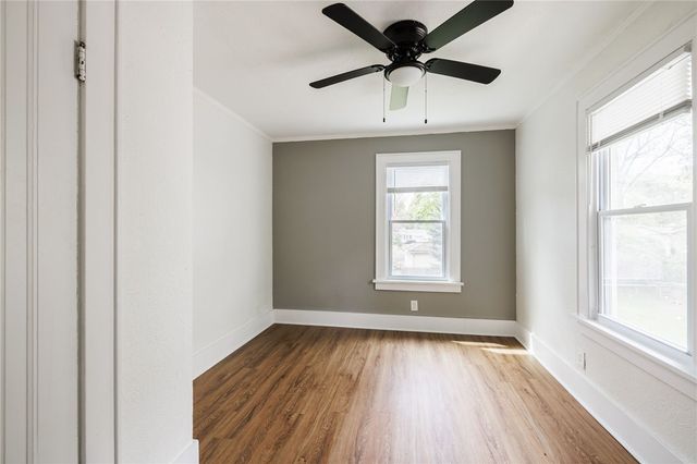 29 West Boulevard Parkway, Rochester, NY 14612