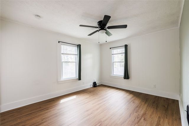 29 West Boulevard Parkway, Rochester, NY 14612