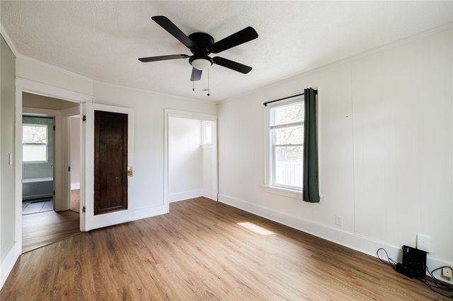 29 West Boulevard Parkway, Rochester, NY 14612