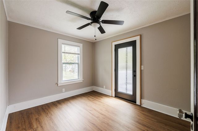 29 West Boulevard Parkway, Rochester, NY 14612