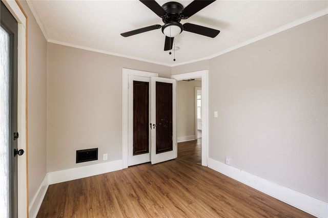 29 West Boulevard Parkway, Rochester, NY 14612