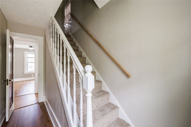 29 West Boulevard Parkway, Rochester, NY 14612
