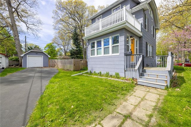 29 West Boulevard Parkway, Rochester, NY 14612