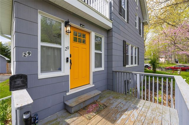 29 West Boulevard Parkway, Rochester, NY 14612