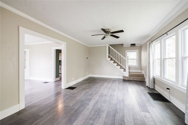 29 West Boulevard Parkway, Rochester, NY 14612