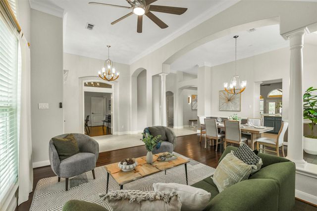 1310 Lambourne Circle Dr, Spring, TX 77379