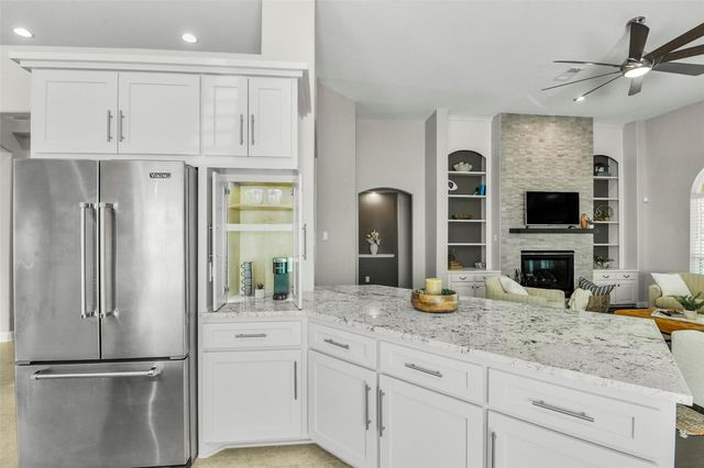 1310 Lambourne Circle Dr, Spring, TX 77379