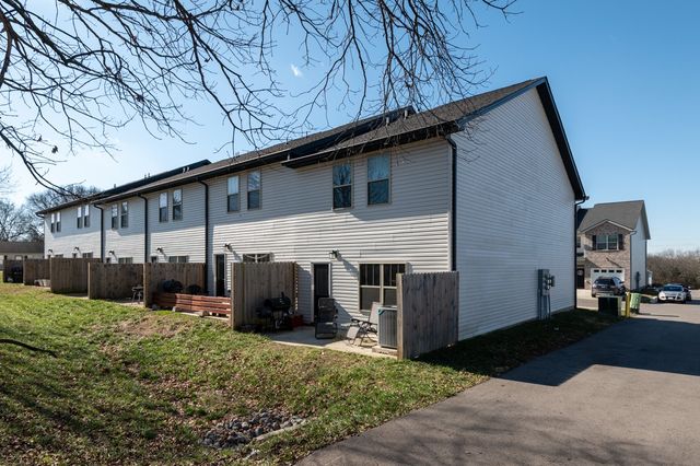 1279 Bluebird Rd, Lebanon, TN 37087