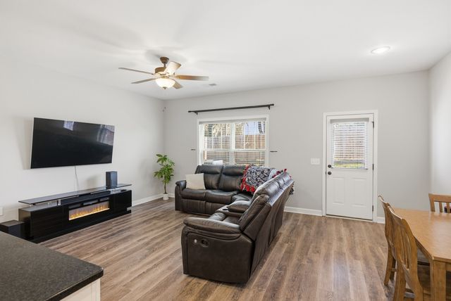 1279 Bluebird Rd, Lebanon, TN 37087