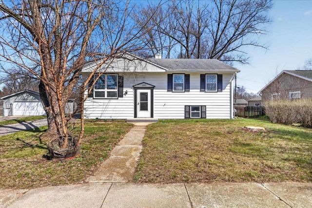 2043 Linway Drive, Beloit, WI 53511
