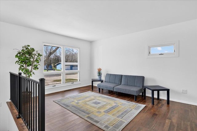2043 Linway Drive, Beloit, WI 53511