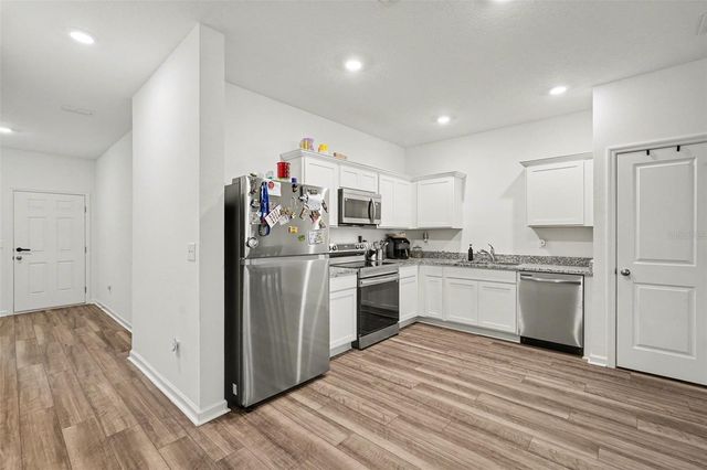 6203 DAERR RIDGE STREET, Zephyrhills, FL 33542