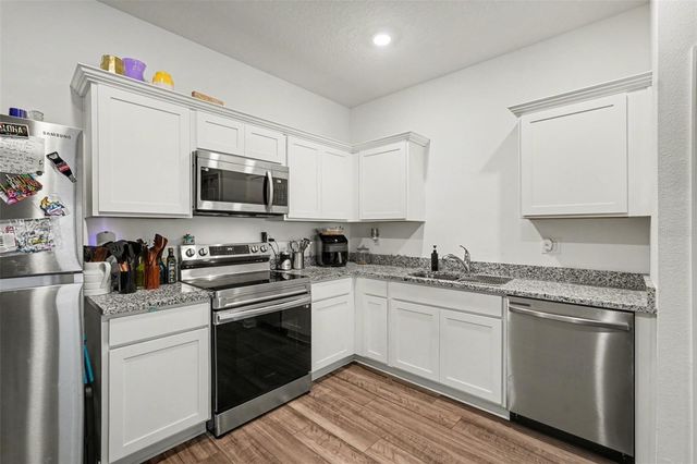 6203 DAERR RIDGE STREET, Zephyrhills, FL 33542