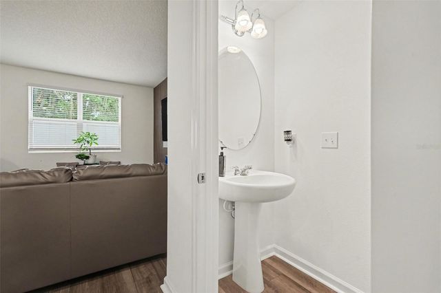 6203 DAERR RIDGE STREET, Zephyrhills, FL 33542