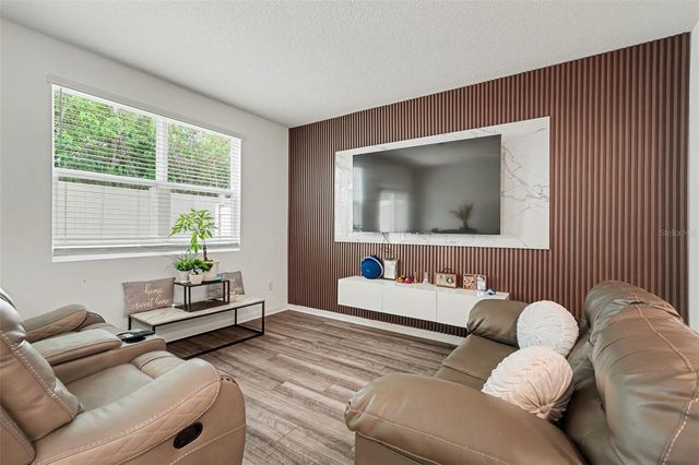 6203 DAERR RIDGE STREET, Zephyrhills, FL 33542