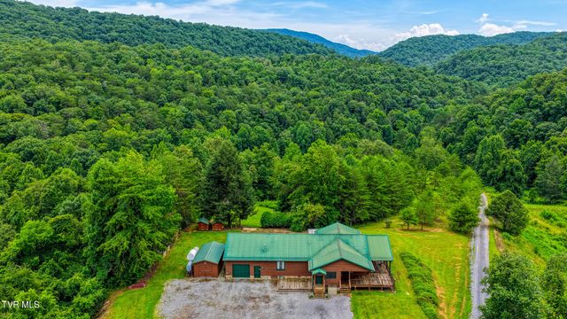 201 Early Branch Road, Rogersville, TN 37857