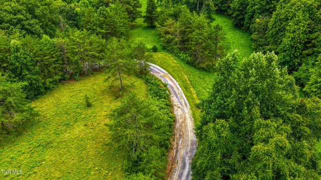 201 Early Branch Road, Rogersville, TN 37857