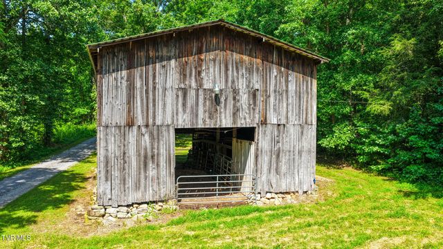 201 Early Branch Road, Rogersville, TN 37857