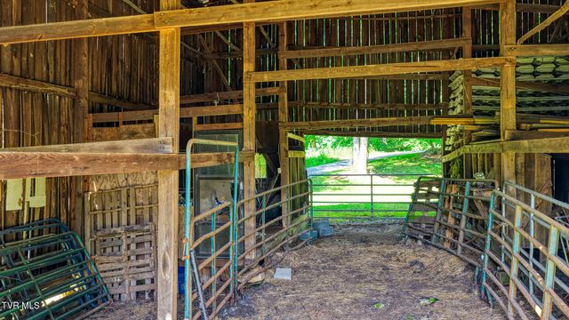 201 Early Branch Road, Rogersville, TN 37857