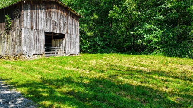 201 Early Branch Road, Rogersville, TN 37857