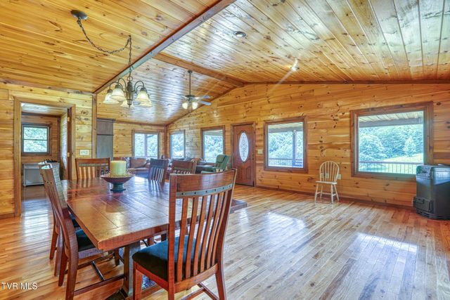 201 Early Branch Road, Rogersville, TN 37857