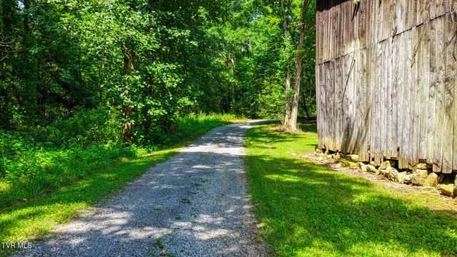 201 Early Branch Road, Rogersville, TN 37857