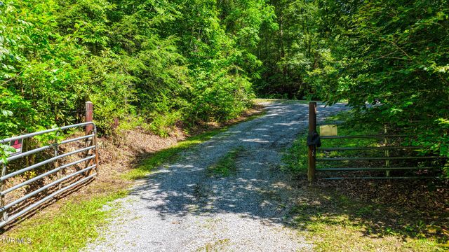 201 Early Branch Road, Rogersville, TN 37857