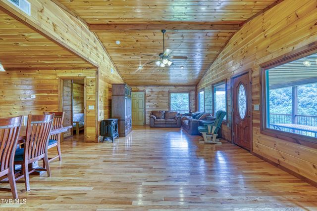 201 Early Branch Road, Rogersville, TN 37857