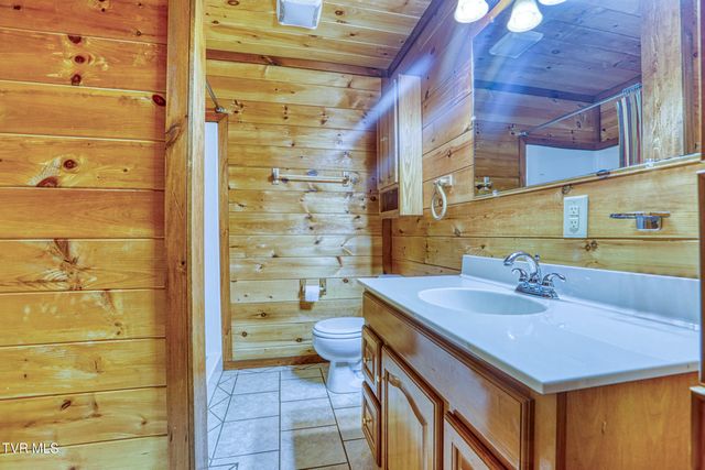 201 Early Branch Road, Rogersville, TN 37857
