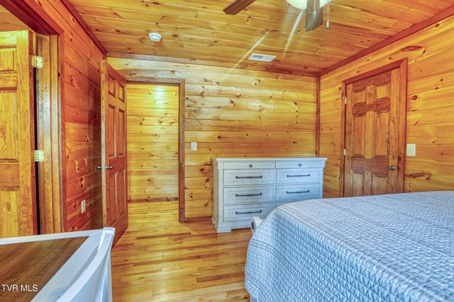 201 Early Branch Road, Rogersville, TN 37857