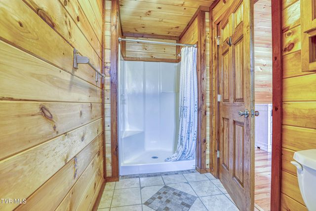 201 Early Branch Road, Rogersville, TN 37857