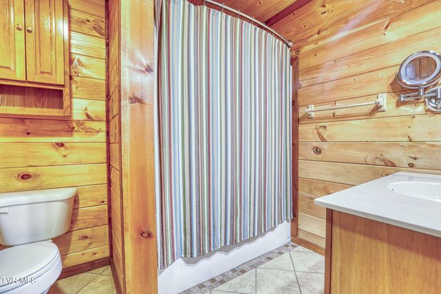201 Early Branch Road, Rogersville, TN 37857