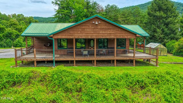 201 Early Branch Road, Rogersville, TN 37857