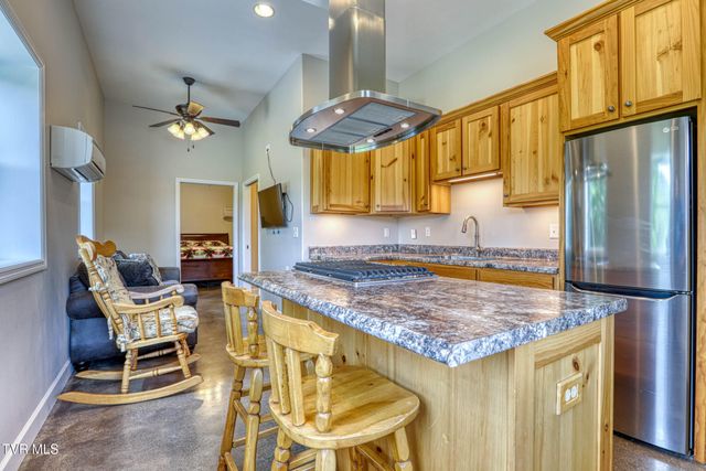 201 Early Branch Road, Rogersville, TN 37857